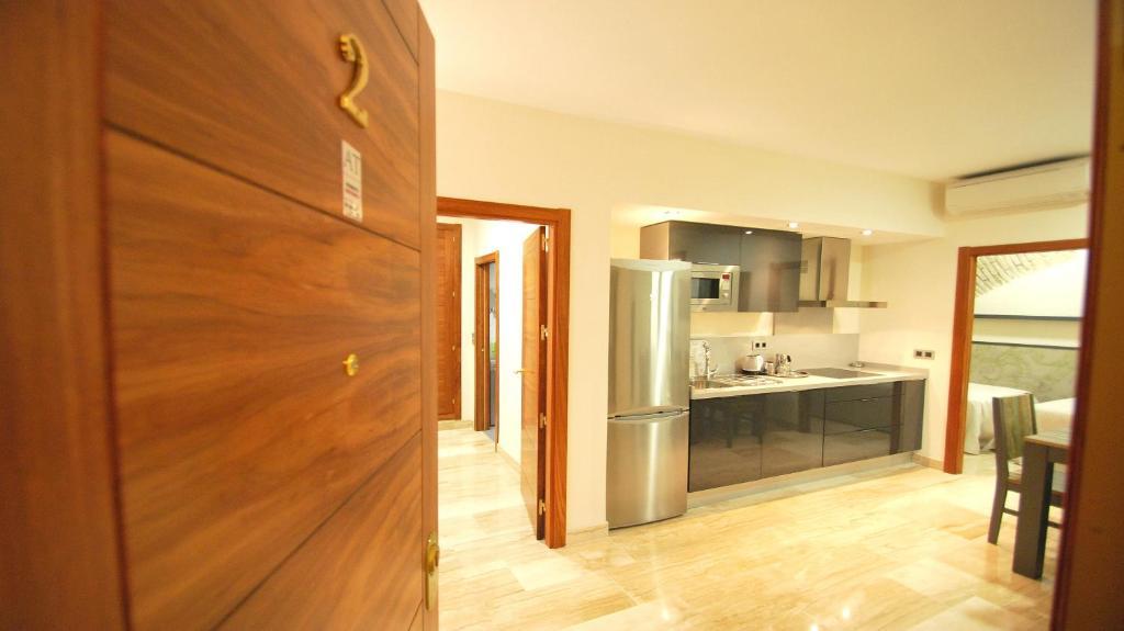 Apartamentos Living Sevilla Centro Maestranza ห้อง รูปภาพ