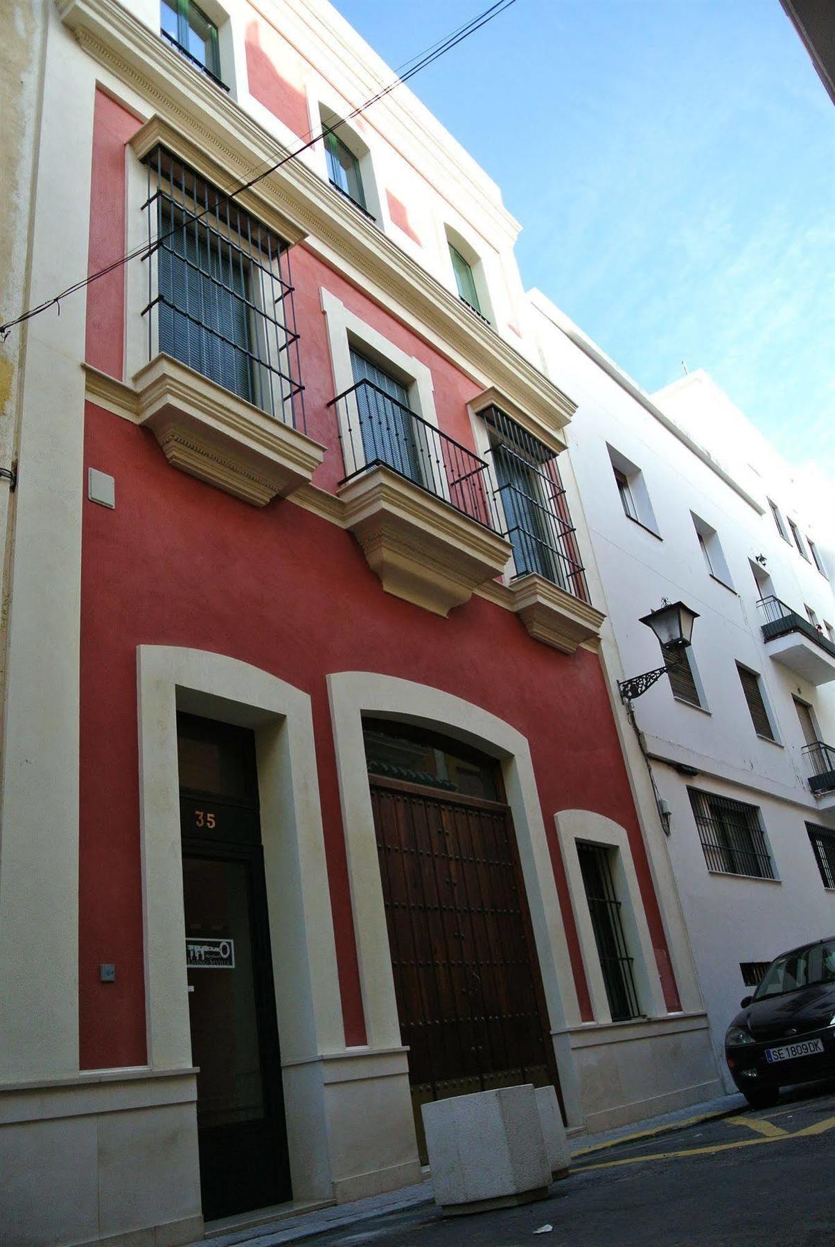 Apartamentos Living Sevilla Centro Maestranza ภายนอก รูปภาพ